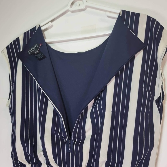 Enfocus Studio Navy Blue Striped Sleeveless Jumpsuit 14 - Picture 7 of 12